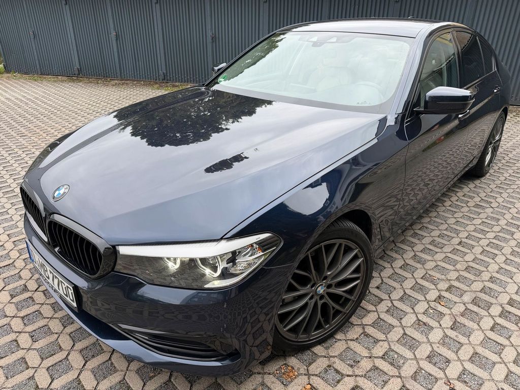 Image of BMW 530