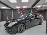 Opel Vectra Caravan 2.8 V6 Turbo Cosmo Automatik ... - Opel Vectra: A V6