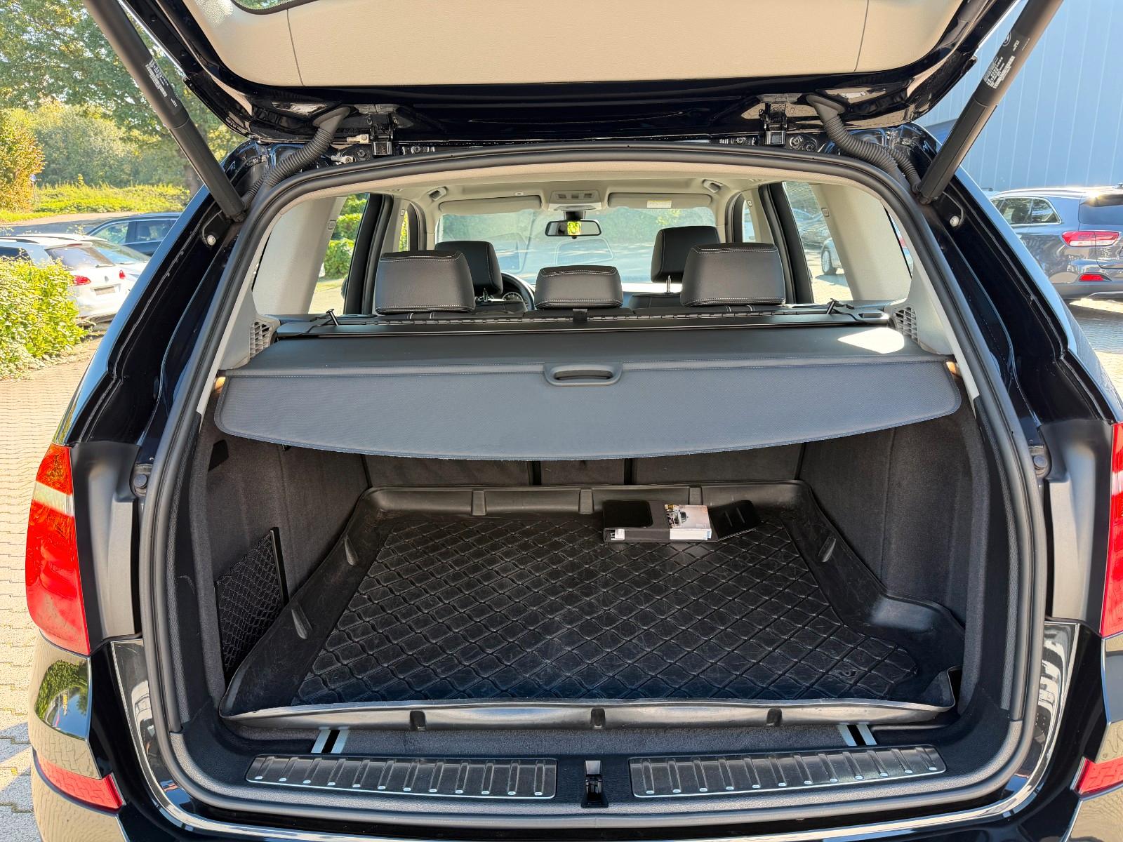 BMW X3 xDrive 20 i xLine Garantie*1.Hand*Kamera*Navi