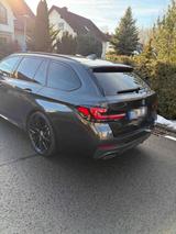 BMW 520d Touring A -Standhzg Pano Laser Komfort HUD  - BMW 520 in Erfurt