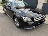 Mercedes-Benz E Klasse S213 200D Kombi schwarz 8 fach be... - Mercedes-Benz 200: 200k