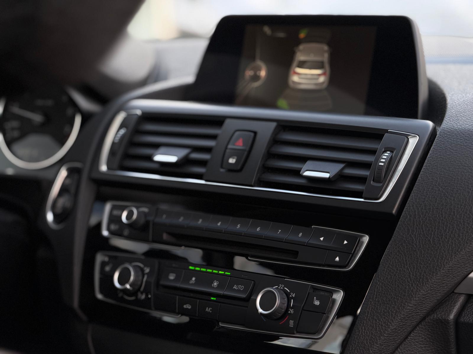 BMW F20 120i SportLine*Shz*Pdc*Klima*BT