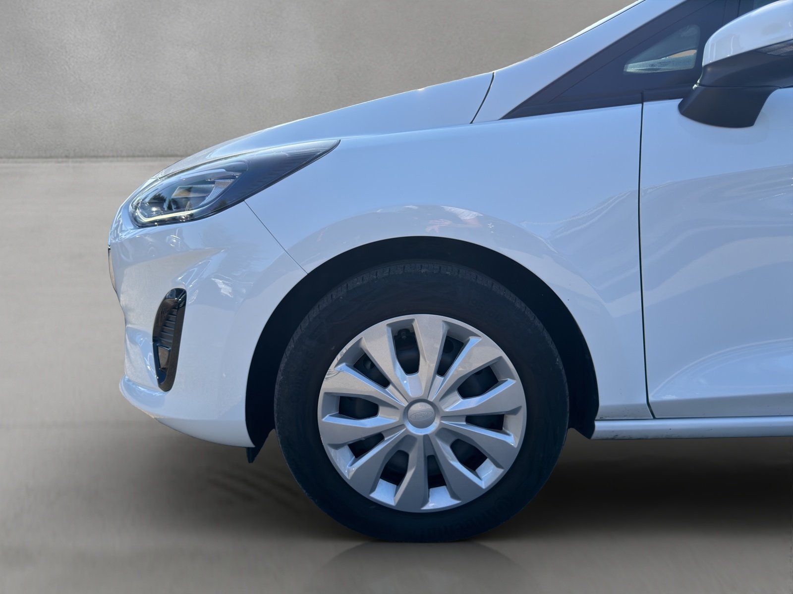 Fahrzeugabbildung Ford Fiesta 1.1 Cool & Connect TEMPOMAT/PDC/KLIMA/DAB