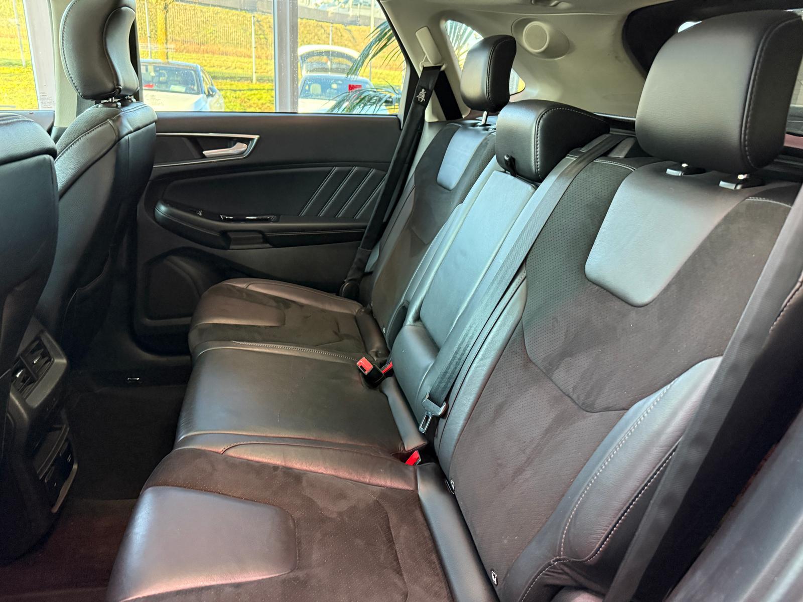 Ford Edge 2.0 T, 4x4, Pano, Automatik, AHK abnehmb.