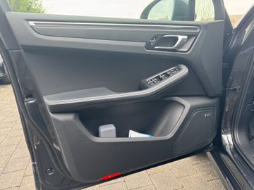 Porsche Macan - 6
