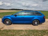 Skoda Octavia 2.0 TSI Combi RS - Skoda Octavia: Blau, RS