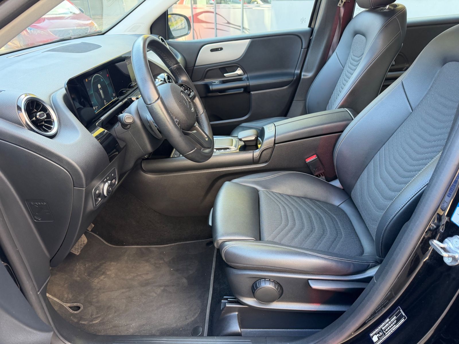 Mercedes-Benz B 200 d/LED/ALU/AUTOMATIK/50000KM/TOP* foto 11