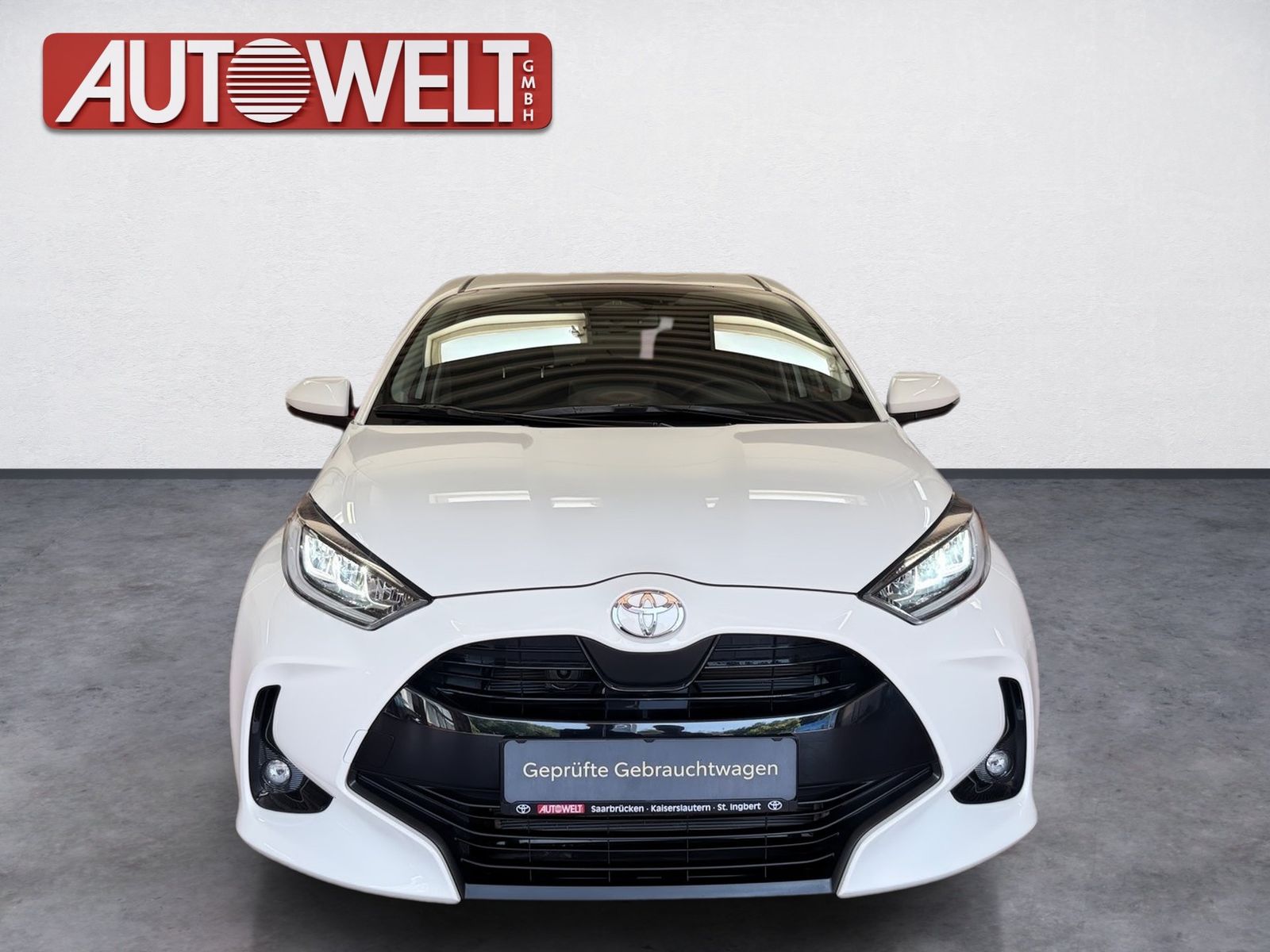 Fahrzeugabbildung Toyota Yaris 1.5 Teamplayer m. Comfort-Paket LED,SHZ,Ka