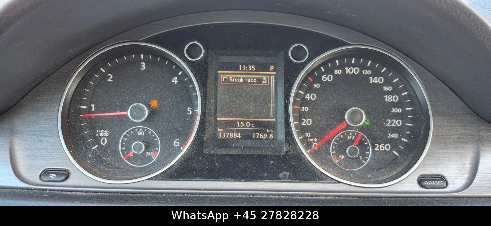 Volkswagen Passat 2011 — photo 18