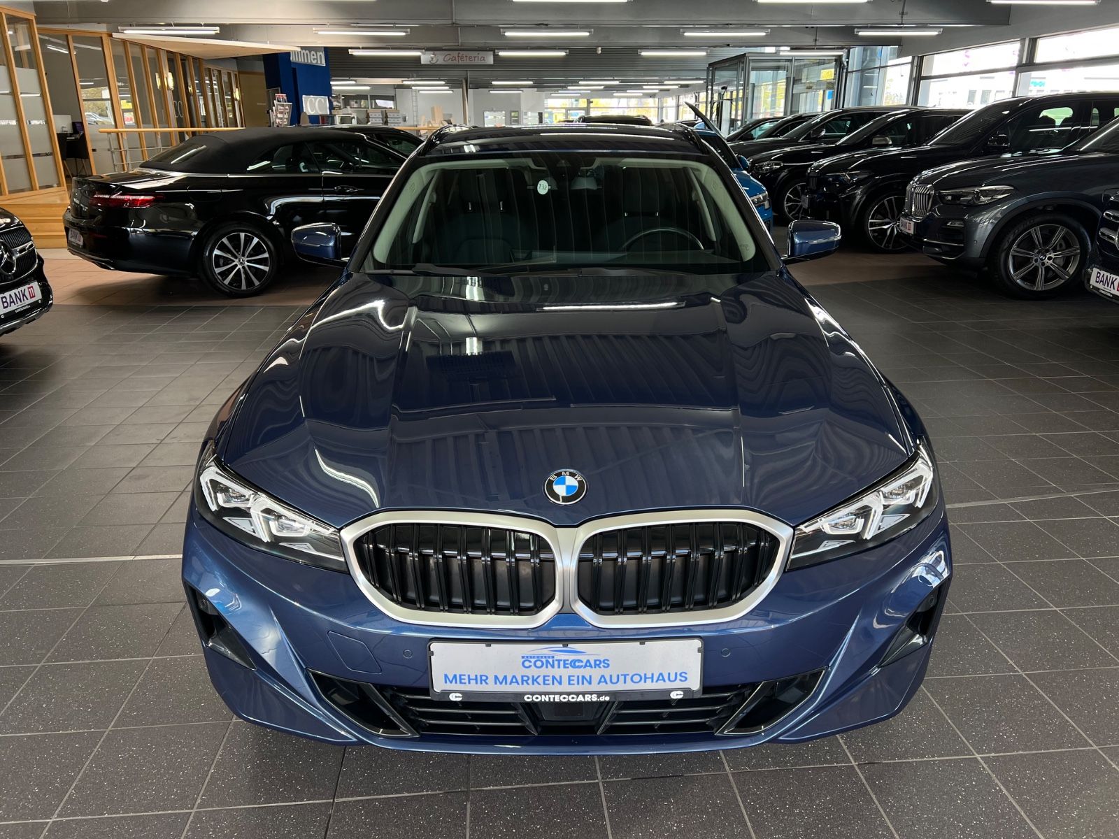 BMW 318 d Touring AHK+DA+ACC+Keyless+Park Assist foto 4