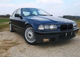 BMW E36 Limousine 318i Mauritiusblaumetallic - BMW 318: Limousine, E36