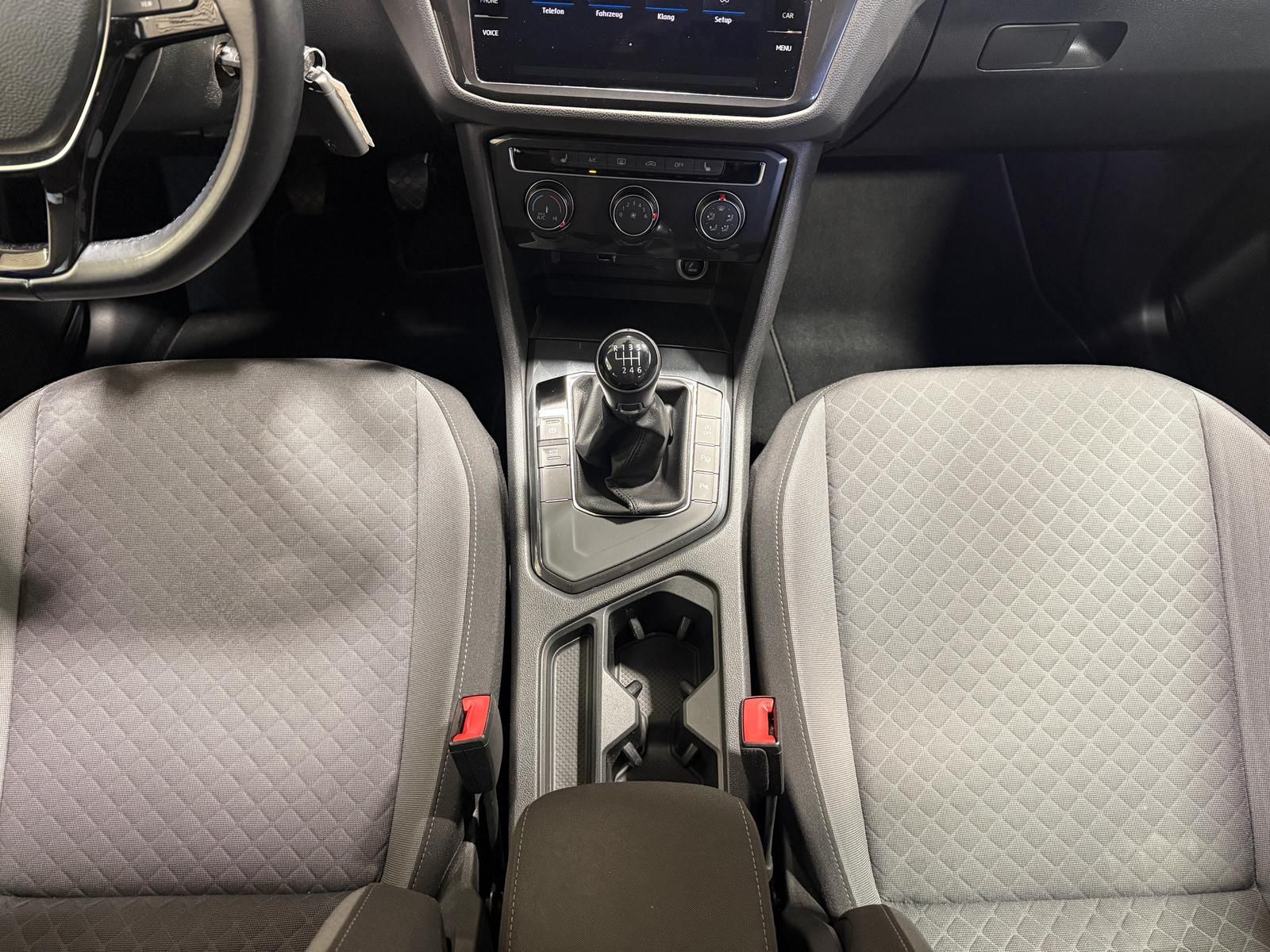Volkswagen Tiguan 1.5 TSI Comfortline SHZ|AHK|RFK|Winter|PD foto 14