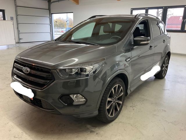 Ford Kuga ST-Line