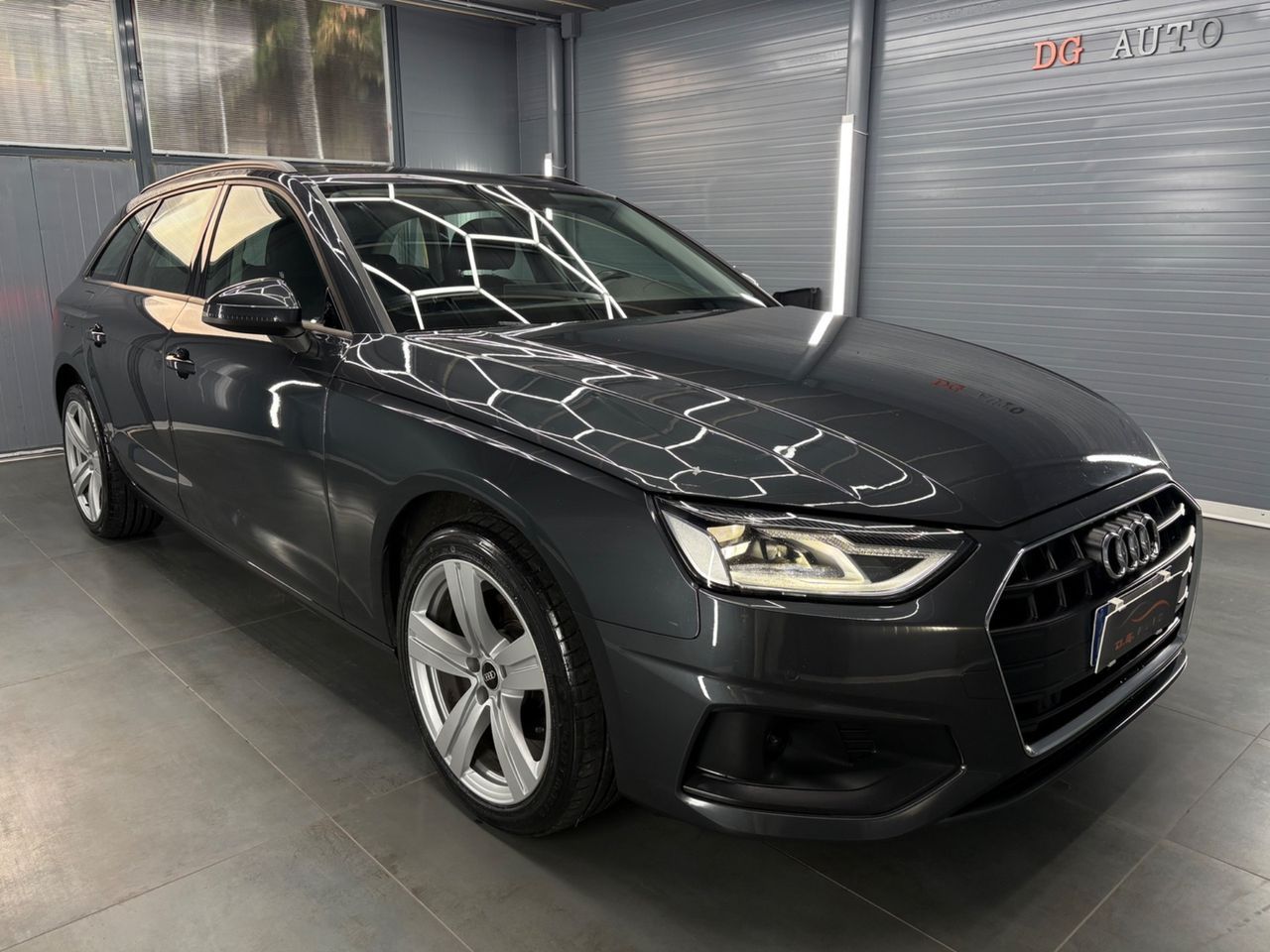 Audi A4 Avant 40 TDI S tronic Business Advanced imagem 2
