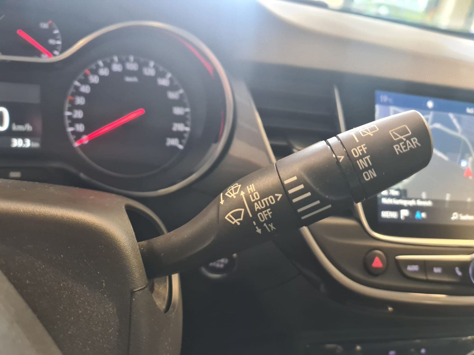 Fahrzeugabbildung Opel Crossland (X)1.2 DI Turbo /KLIMA / NAVI / KAMERA