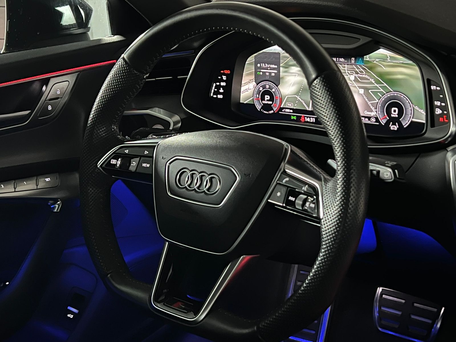 Fahrzeugabbildung Audi A6 Avant 50 TDI Quattro S-LINE/HDMATRIX/AHK/AMBI