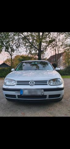 Volkswagen Golf 4 1,6 Benzin (Automatik Getriebe Prob...