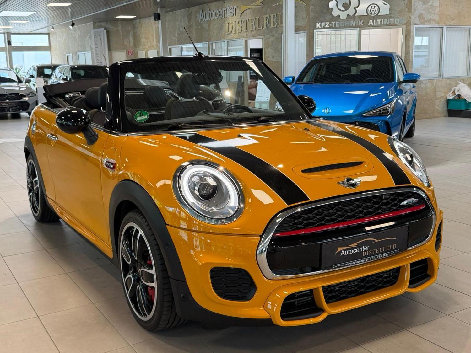 MINI John Cooper Works Cabrio Automatik H&K Kamera LE