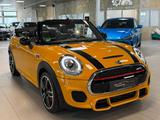 MINI John Cooper Works Cabrio Automatik H&K Kamera LE - MINI Cabrio Serie mit Schiebedach
