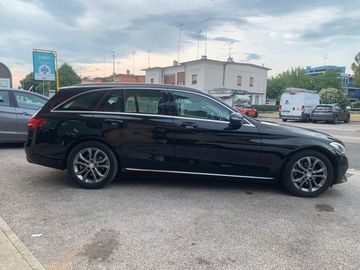 Mercedes C 220 - 6