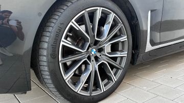 BMW 730 - 10