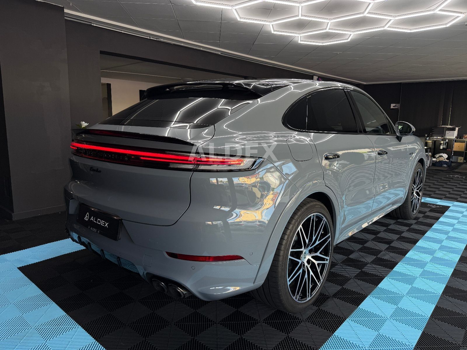 Porsche Cayenne Turbo E-HYB Coupe°BURM°HA LENK°SOFT°AHK° foto 9