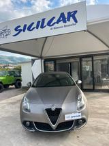 Alfa Romeo Giulietta 1.6 JTDm TCT 120 CV Super - Alfa Romeo Giulietta mit Halbautomatikschaltung