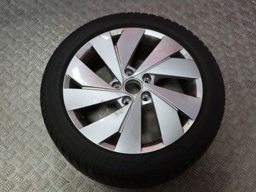 Fahrzeugverkauf 33 Volkswagen Golf VIII Vari. Style So&Wi R. StHz Navi Matrix