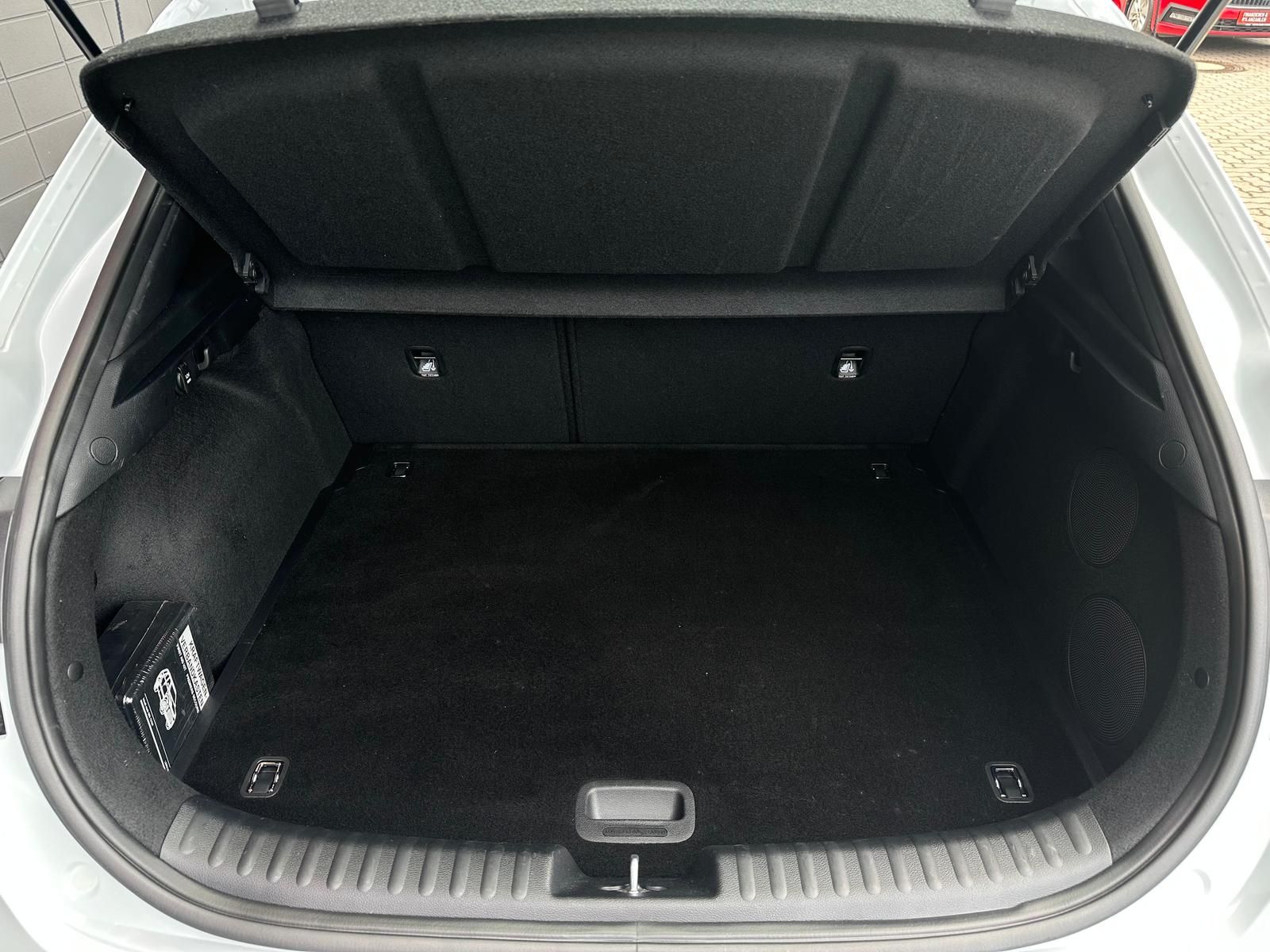 KIA XCeed 1.5T-GDI BLACKXDITION* LED#ACC#SPUR#SHZ#LH - Image 7