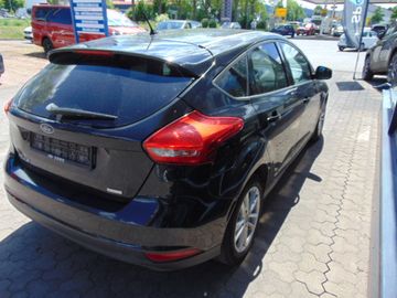 Bild 5 Ford Focus Lim. Trend