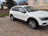 Volkswagen Tiguan 2.0 TDI SCR 140kW DSG 4MOTION Highlin... - Volkswagen Tiguan: TDI 140