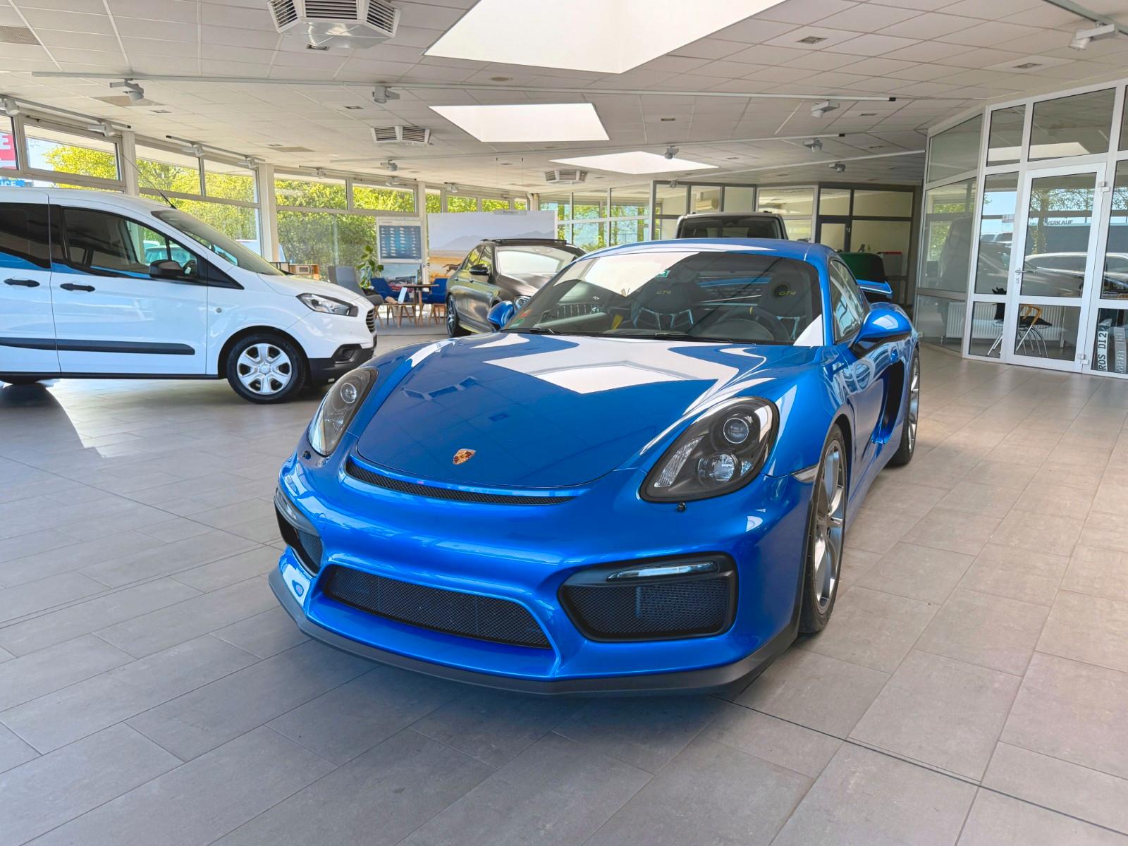 Porsche Cayman GT4