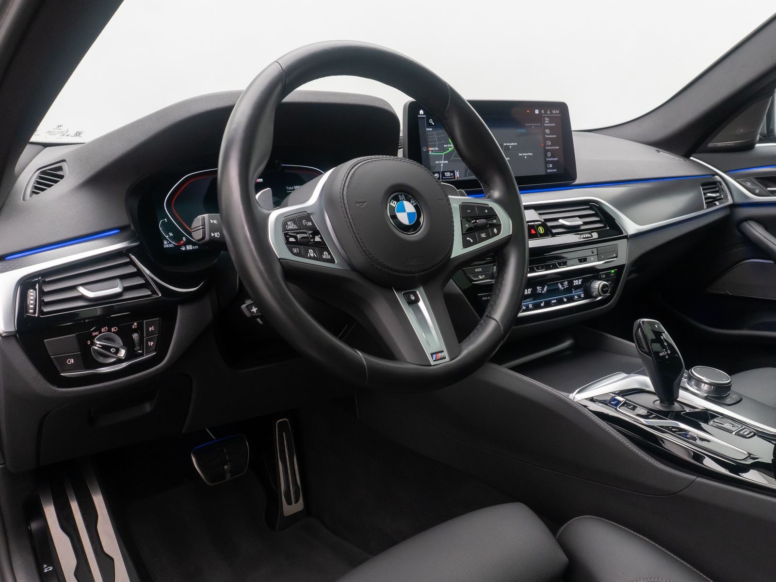 Fahrzeugabbildung BMW 540d xD M Sport Pro Panoram 360°Laser SoftCL HUD