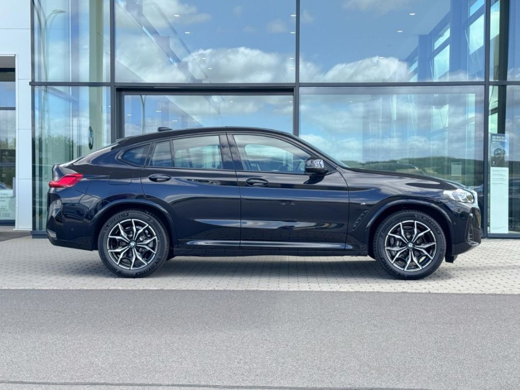 BMW X4 xDrive30i M Sport Pano AHK Memory H&K HUD foto 2