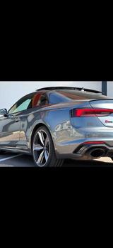 Audi RS5 FULL OPTION - graue Audi RS5