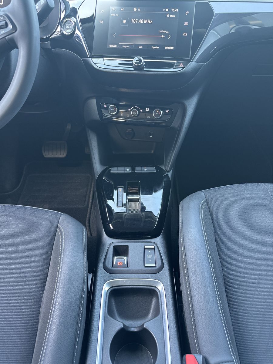 Fahrzeugabbildung Opel Corsa e Elegance LED+180°-KAMERA+V-COCK+PARK&GO