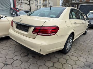 Mercedes E 200 - 4