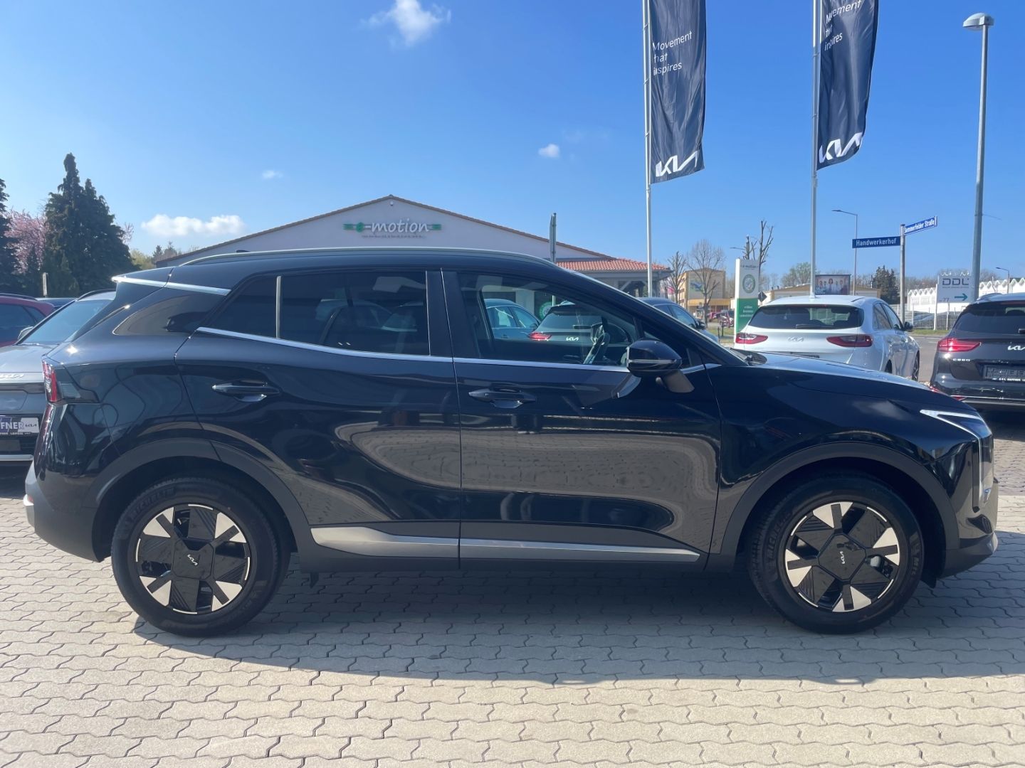 Fahrzeugabbildung Kia Sportage Vision Kamera SHZ vo/hi LED Abstandstem