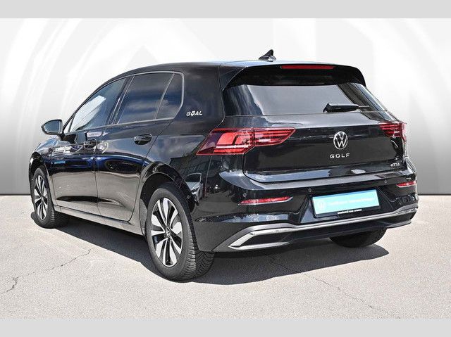 Volkswagen Golf 1.5 l eTSI DSG Life foto 4