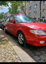 Mazda 323F Sporty - Mazda 323 mit Benzin-Antrieb: Limousine, Automatik