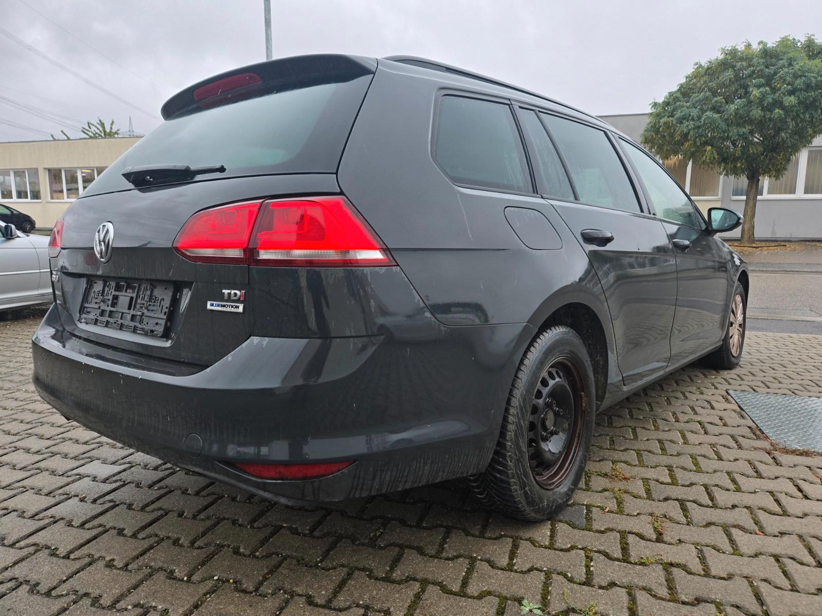 Volkswagen Golf 2015 — engine 1.598 cm³, 110 HP (81kW)