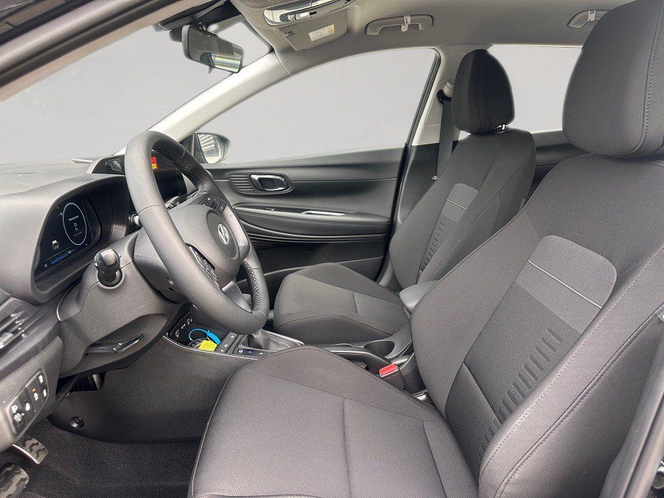 Fahrzeugabbildung Hyundai BAYON 1.0T 100PS DCT Trend Bose Komfort