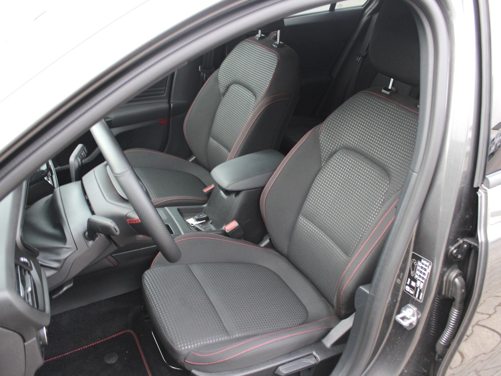 Fahrzeugabbildung Ford Focus ST-Line X 1,5 EcoBlue