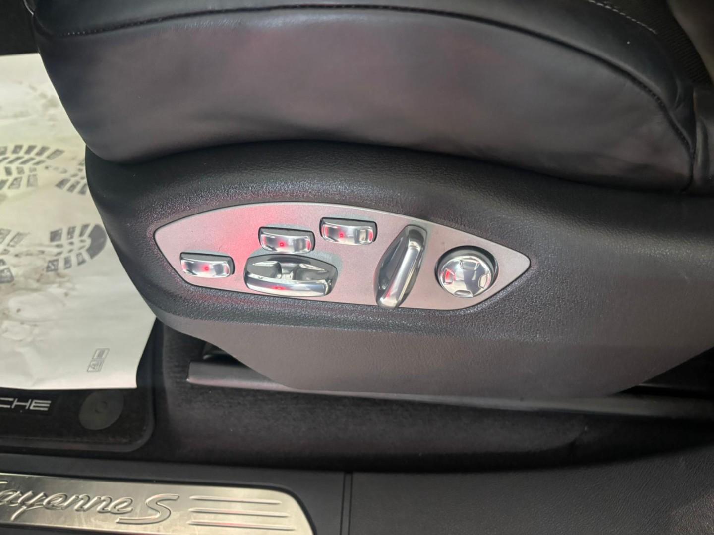 Porsche Cayenne S Diesel*AHK*Standheizung