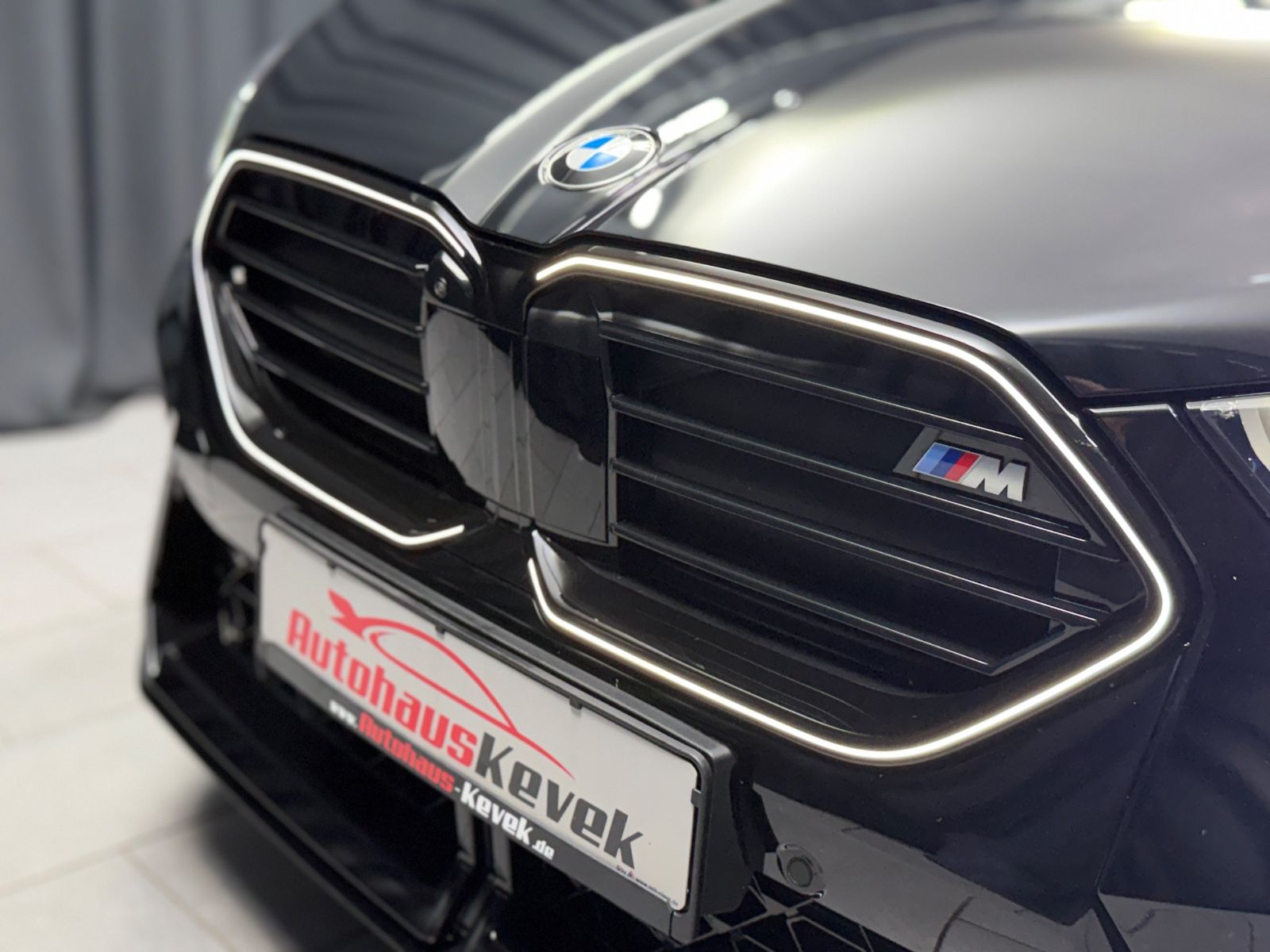 Fahrzeugabbildung BMW X2 M35 i xDrive|M-SPORT PRO|NAVI|HEAD-UP|21 ZOLL