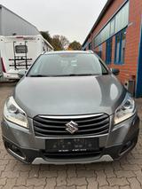 Suzuki SX4 S-Cross Club - Suzuki SX4: Club