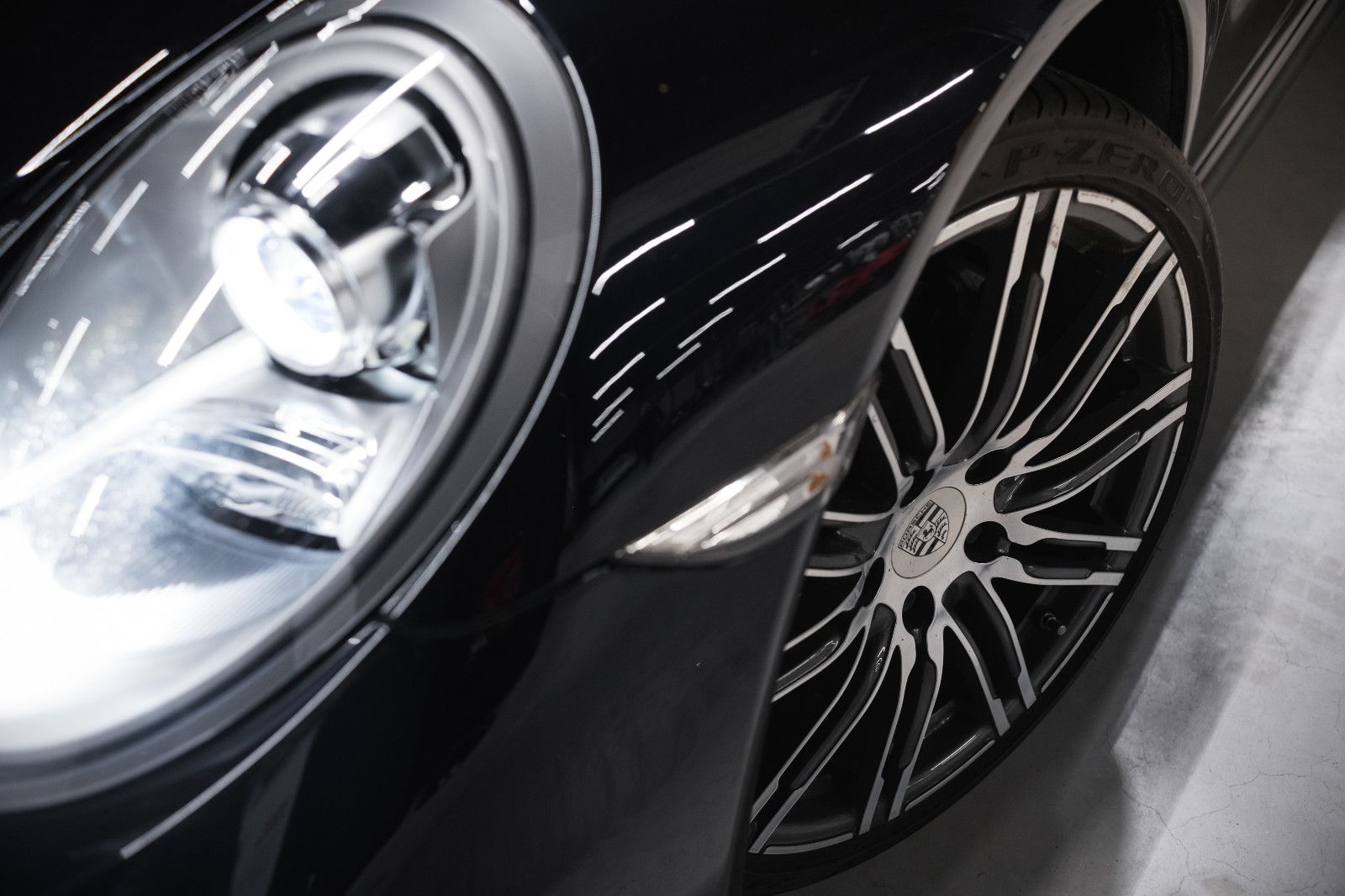 Fahrzeugabbildung Porsche 991/911 Carrera 4 -Approved-BOSE-PASM-Sportabgas