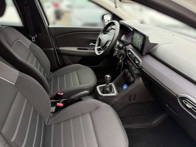 Fahrzeugabbildung Dacia Jogger Expression 1.0 TCe 100 ECO-G +CARPLAY+RFK