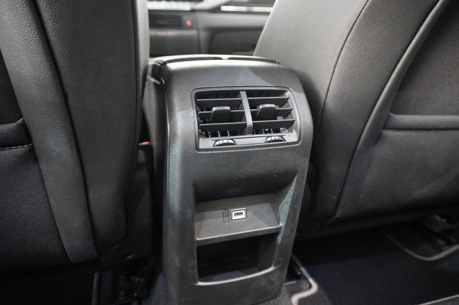 Fahrzeugabbildung Opel Astra L Lim. 1.6 HYBRID GS SPORT NAVI/360°/SPORT