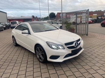 Mercedes E 200 - 2